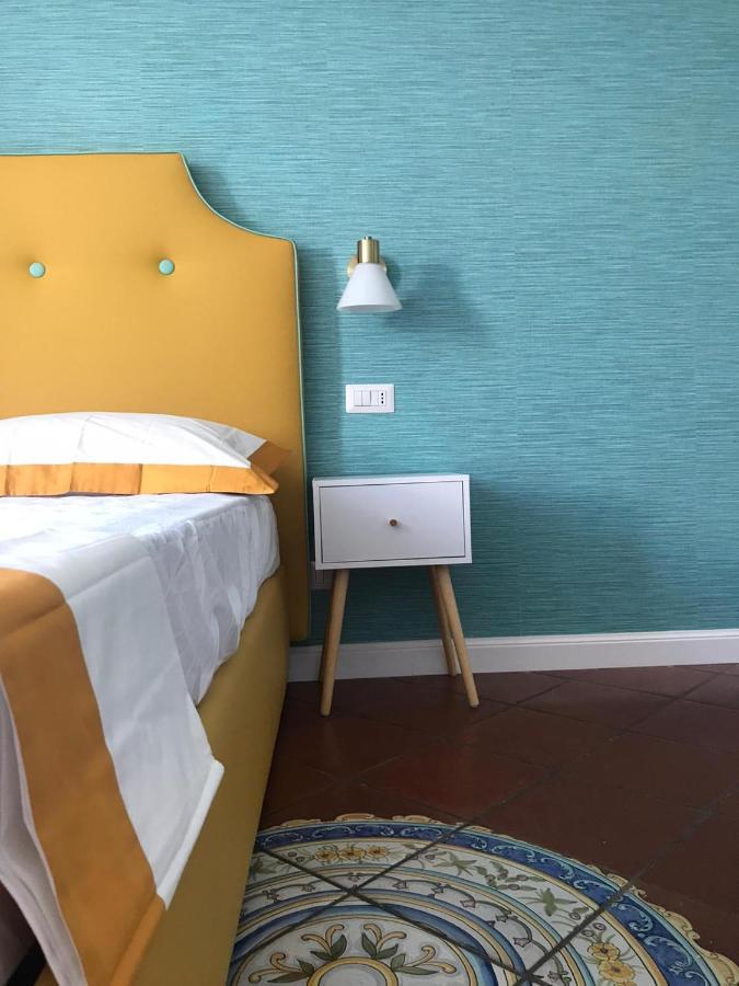 Апартаменты Bella Vista House-Sorrento Coast - Free Parking-Solarium Вико-Экуенсе Экстерьер фото