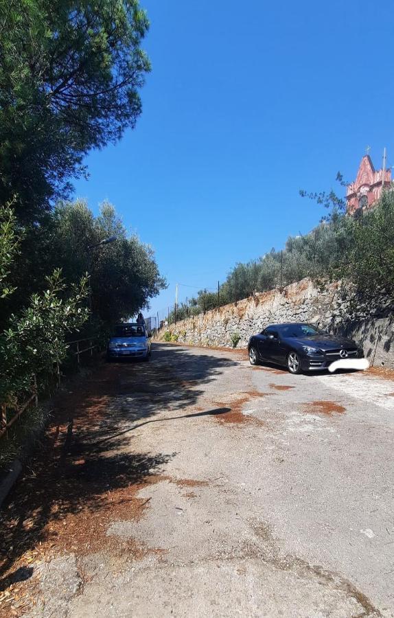 Апартаменты Bella Vista House-Sorrento Coast - Free Parking-Solarium Вико-Экуенсе Экстерьер фото